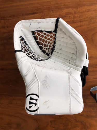 White Senior Ritual G3 Pro Catch Glove