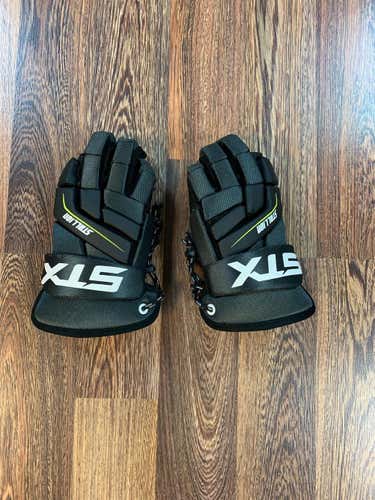 Black New Player Stallion 200 Lacrosse Gloves 9"