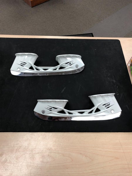 Brand New CCM Speedblade 4.0 Holders Set With Hyper Glide Steel Size 7 Or 263