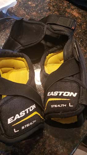 Junior Large Easton Stealth 75S Elbow Pads