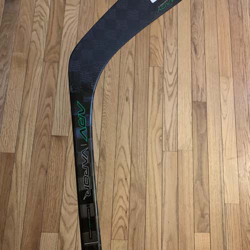 Senior Vapor ADV Hockey Stick