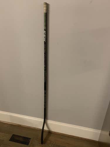 New Junior CCM Right Handed RibCor 40K Hockey Stick Mid