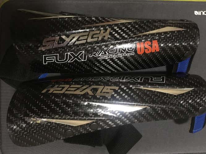 Slytech Carbon Forearm Guards