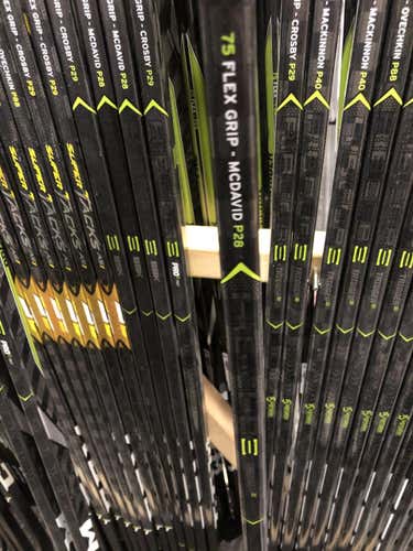 New Senior CCM Right Handed RibCor Trigger 3D PMT Hockey Stick 75 flex P28