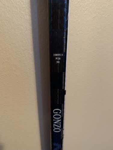 Junior Right Handed Bauer Nexus 2N Pro Hockey Stick Toe