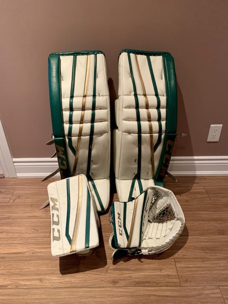 CCM Extreme Flex II Goalie Equipment (Full Set) 35+1.5