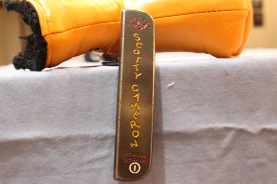 Scotty Cameron 35" Right Handed Studio Design I Blade Toe Putter with head cover and Fatso Grip