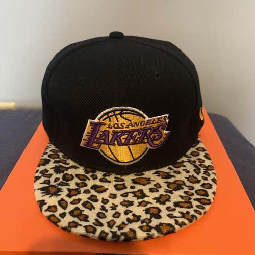 Lakers SnapBack