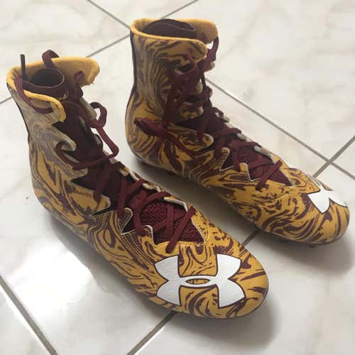 New UA Size 12 Highlight Cleats