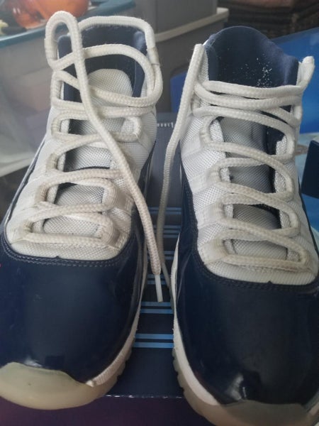 Blue Adult Unisex 8.5 (Women's 9.5) Air Jordan Shoes