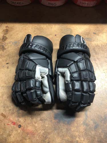 Black  Goalie Nemesis Lacrosse Gloves 11"