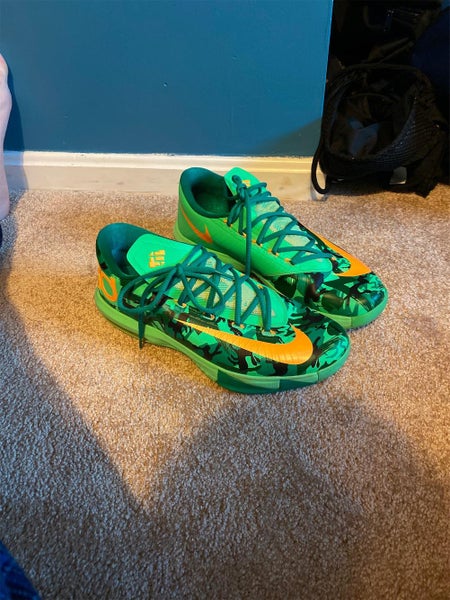 Size 11 Nike Shoes... Negotiable