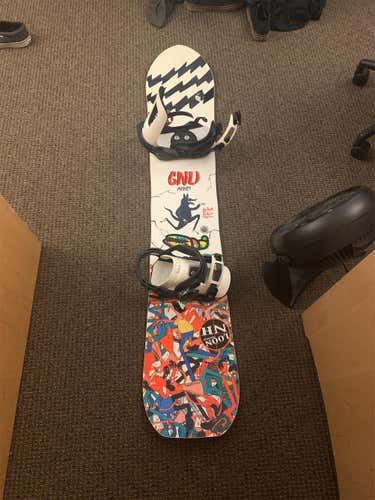 Men's  GNU Snowboard With Switchback Bindings Soft Flex D
