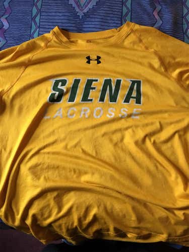 Siena Lacrosse Issued T-shirt