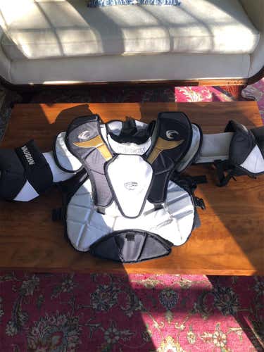 Senior Medium Vaughn 7400 Goalie Chest Protector