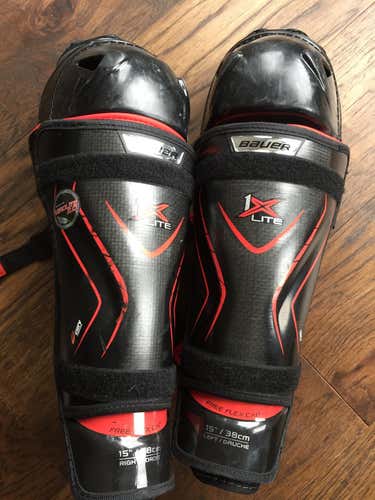 Senior Bauer Vapor 1X Lite Shin Pads SIZE 15"