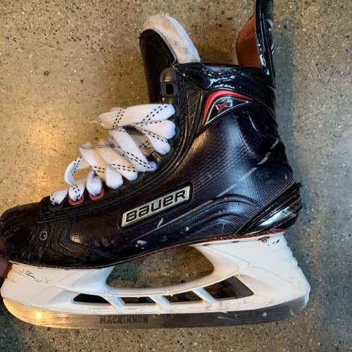 Senior 1XR Hockey Skates EE (Extra Wide) Pro Stock Size 7