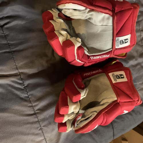 Red Senior CT850 Gloves 14"