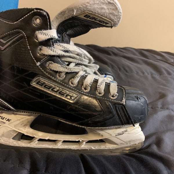 Senior Nexus 8000 Hockey Skates D&R (Regular) Size 6