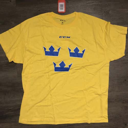 New CCM Team Sweden CCM XL Shirt