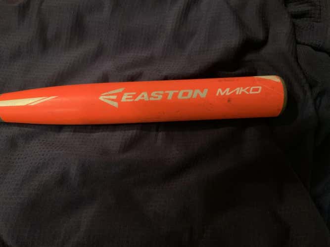Orange USSSA Certified 2016 Easton Composite Mako Bat (-11) 19 oz 30"
