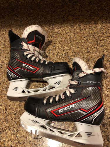 Youth JetSpeed FT360 Hockey Skates D&R (Regular)  Size 13