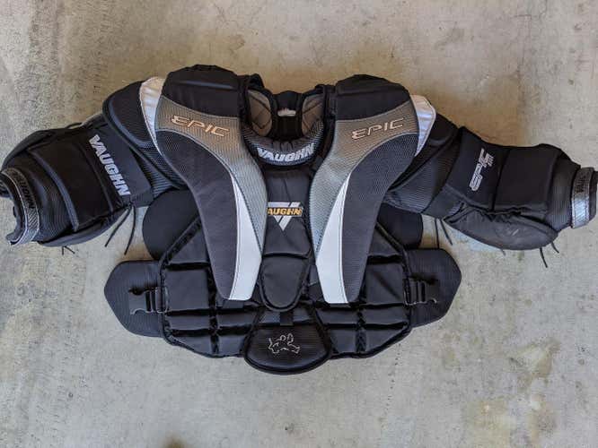 Vaughn Epic 8000 Goalie Chest Protector Pro Stock Senior Medium