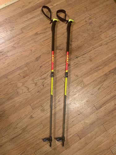 Adjustable LEKI Touring Aergonlite 2 Carbon Ski Poles
