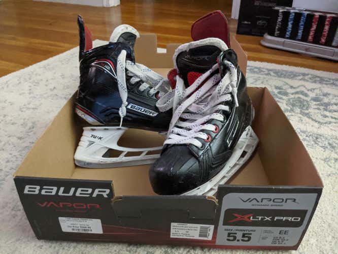 Youth Bauer Vapor X LTX Pro Hockey Skates EE (Extra Wide) Size 5.5