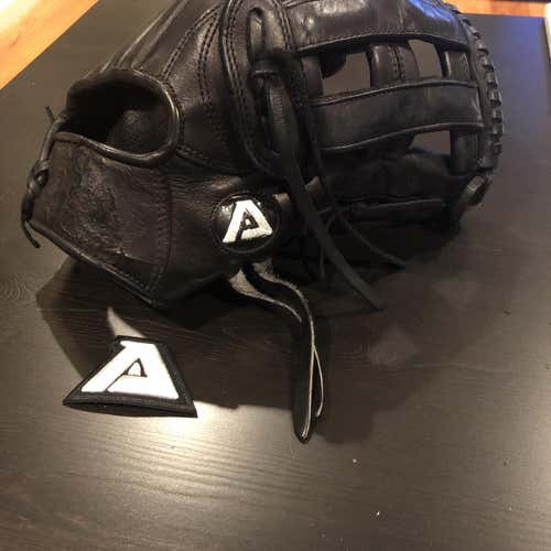 Akadema Torino AMR 34 Baseball Glove 12.75"