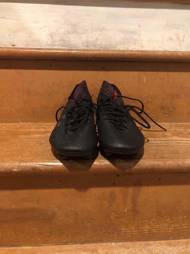 7.5 (Women's 8.5) Adidas Cleats