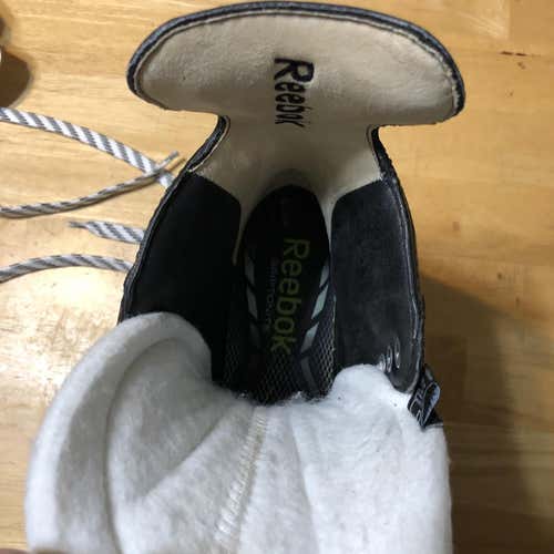 Senior 20k Hockey Skates D&R (Regular)  Size 10.5