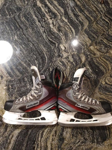 Junior Bauer X6.0 Hockey Skates Size 3