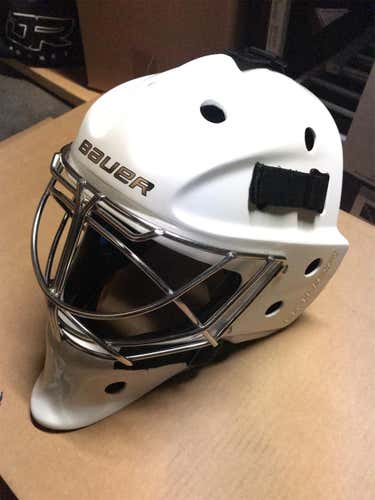 Bauer NME 8 Goalie Mask Fit 3 + Extras