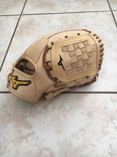 High School/College Professional model Baseball Glove 12"