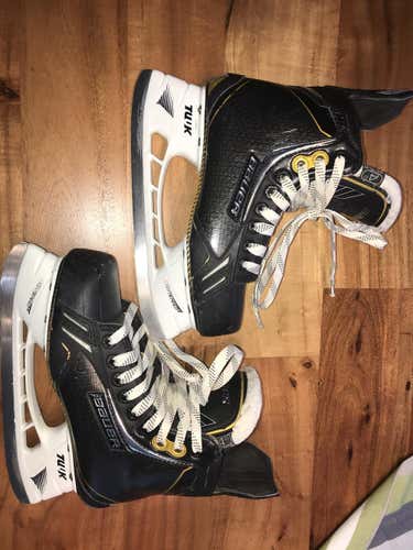 Junior Bauer Supreme One.9 Hockey Skates D&R (Regular) Size 4