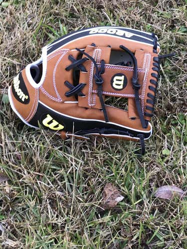 A2000 1787 superskin Baseball Glove 11.75"FSOT