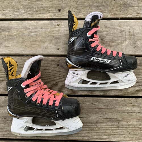 Youth Supreme 180 Hockey Skates D&R (Regular) Size 1