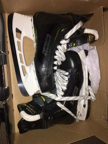 Junior 2sPro Hockey Skates EE (Extra Wide)  Size 5.5
