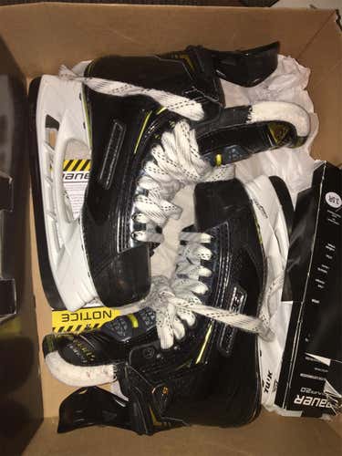 Junior 2sPro Hockey Skates D&R (Regular)  Size 3.5
