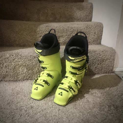 Fischer 24.5 RC4 100 JR THERMOSHAPE  Ski boots