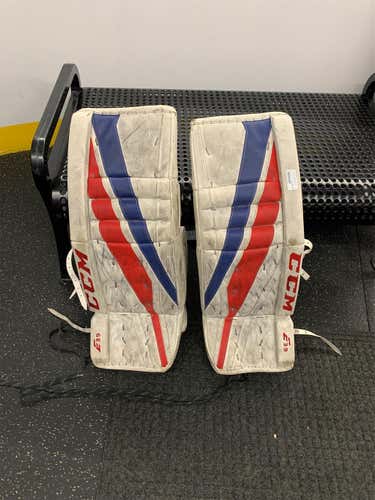 CCM Extreme Flex E3.9 31+1 Goalie Leg Pads