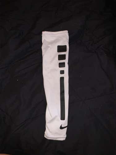 nike shooting sleeve