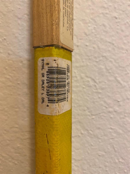 Original Easton Synergy Grip Yellow Left 95 | SidelineSwap