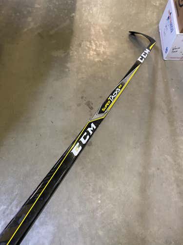 New CCM Super Tacks 2.0 Right - 95 Flex - Maine - 67”
