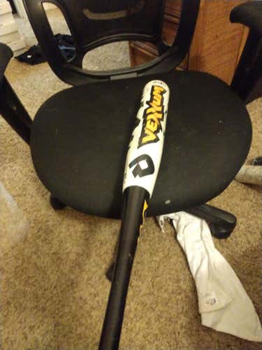 High School/College BBCOR Certified DeMarini Composite Vexxum Bat (-3) 30 oz 33"