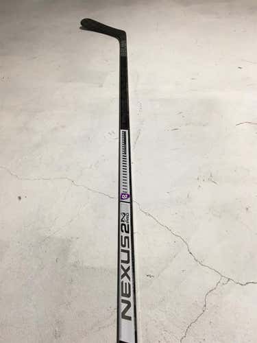 Senior Nexus 2N Pro Hockey Stick Mid Pro Stock