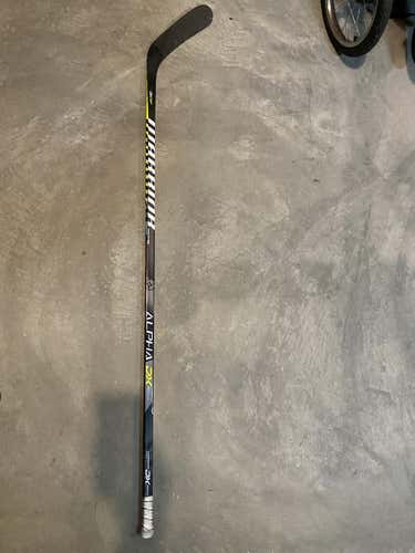 Senior Warrior Right Handed Alpha DX Pro Team Hockey Stick Mid Pro Stock