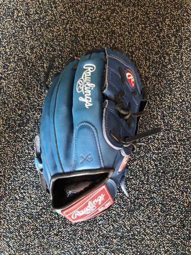 Blue Adult Gamer Baseball Glove 11.75"