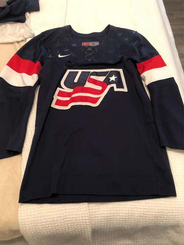 Team USA Hockey Jersey Size Small